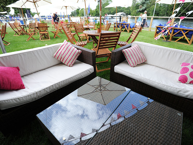 outdoor rattan furniture hire