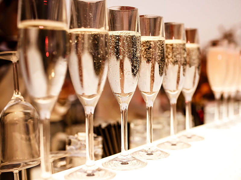 Your top 5 things to remember with wine glasses hire London