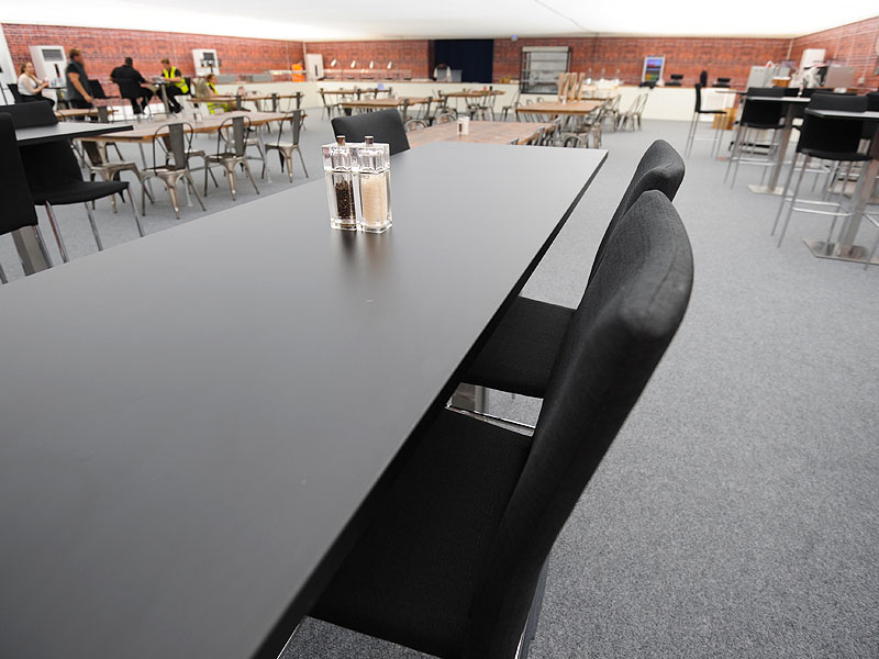 https://staging.eventhireuk.com/product-category/furniture-hire/table-hire/banquet-table-hire/
