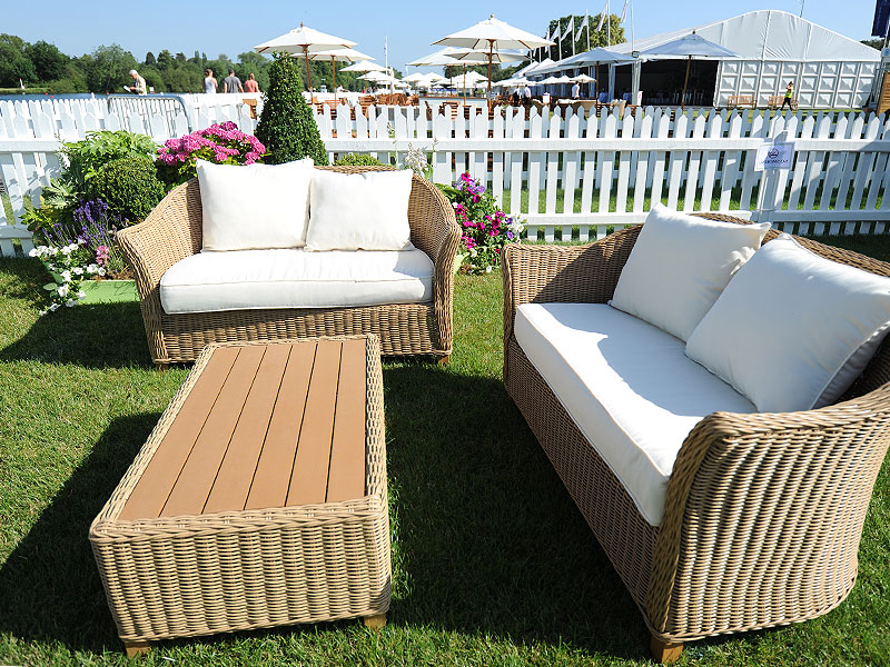 https://staging.eventhireuk.com/product-category/furniture-hire/table-hire/banquet-table-hire/