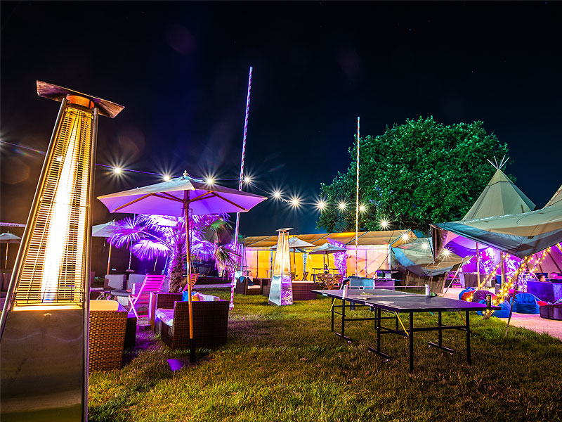 Bank holiday BBQs and garden parties: Why outside furniture for rent makes sense