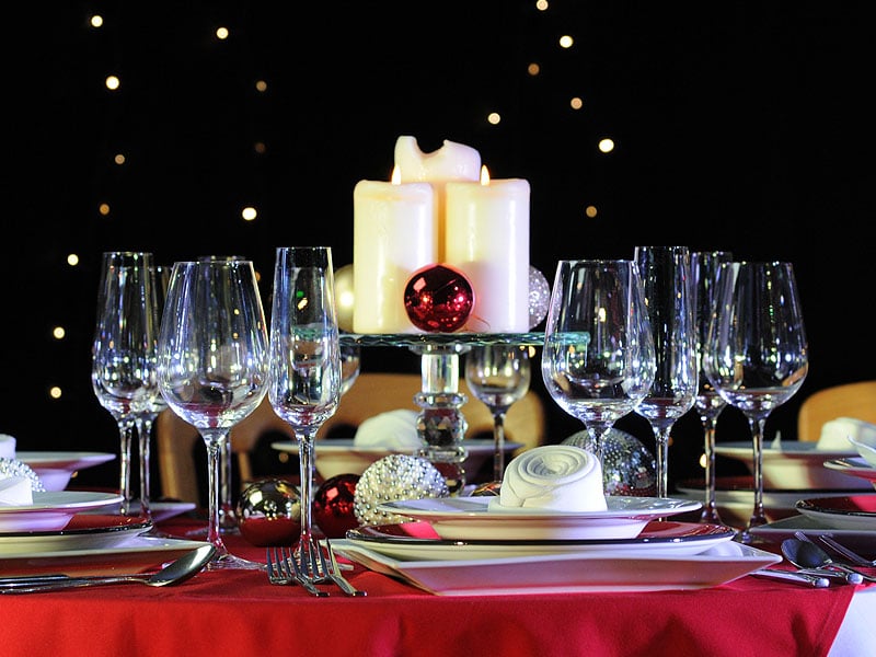 Catering equipment hire for hotels: Seamless service solutions