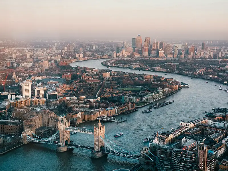 10 brilliant pub boats on the River Thames to try this summer
