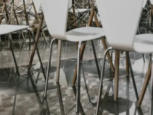 10 key ways to work out how much does it cost to hire stools for events in the UK